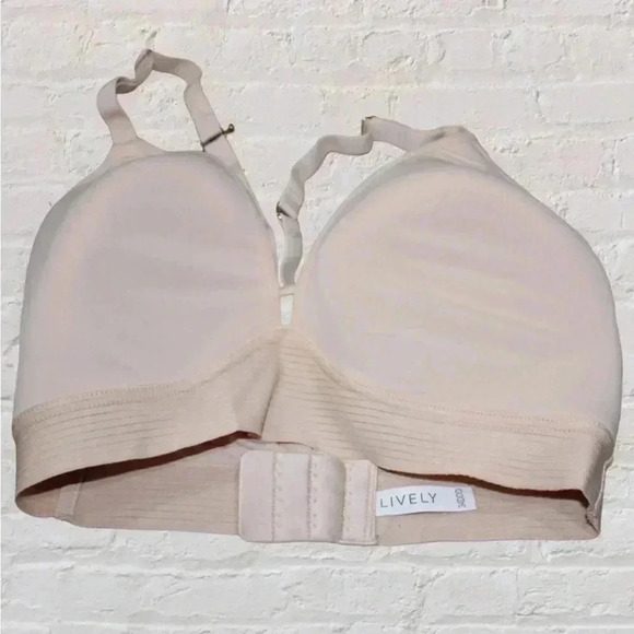 Lively The Spacer T-Shirt Bra - Picture 5 of 5